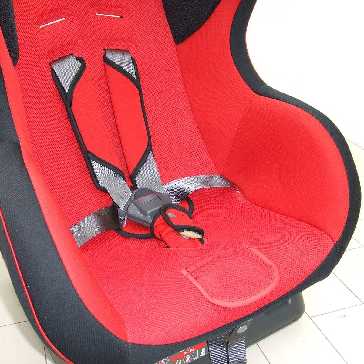 チャイルドシート 中古 コンビ ネセルターンリミテッド ISOFIX combi