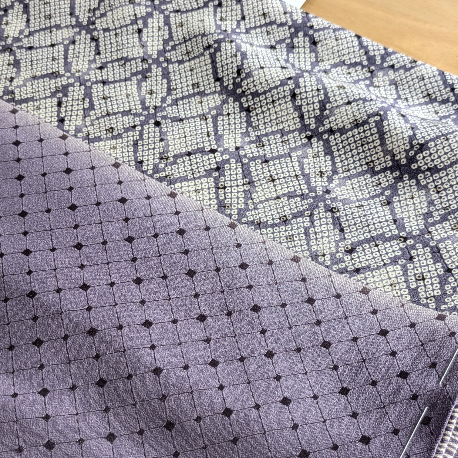 シュトラウス衣正絹小紋七宝鹿の子柄