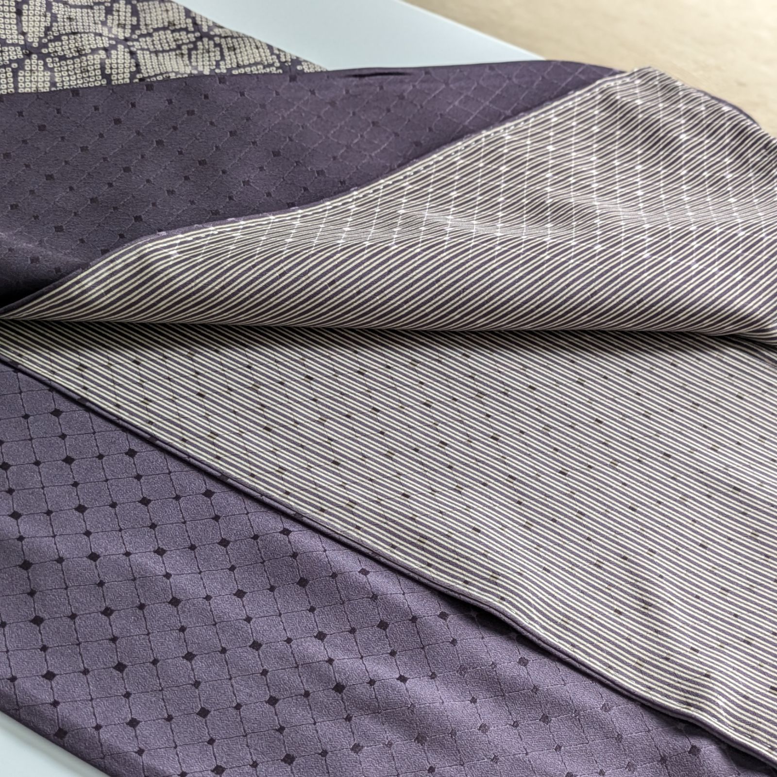 シュトラウス衣正絹小紋七宝鹿の子柄