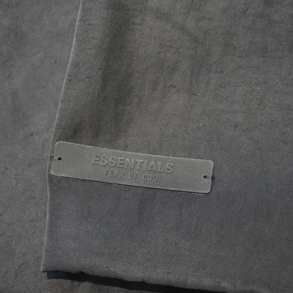 正規 24AW FOG ESSENTIALS エッセンシャルズ FEAR OF GOD ハーフジップ  