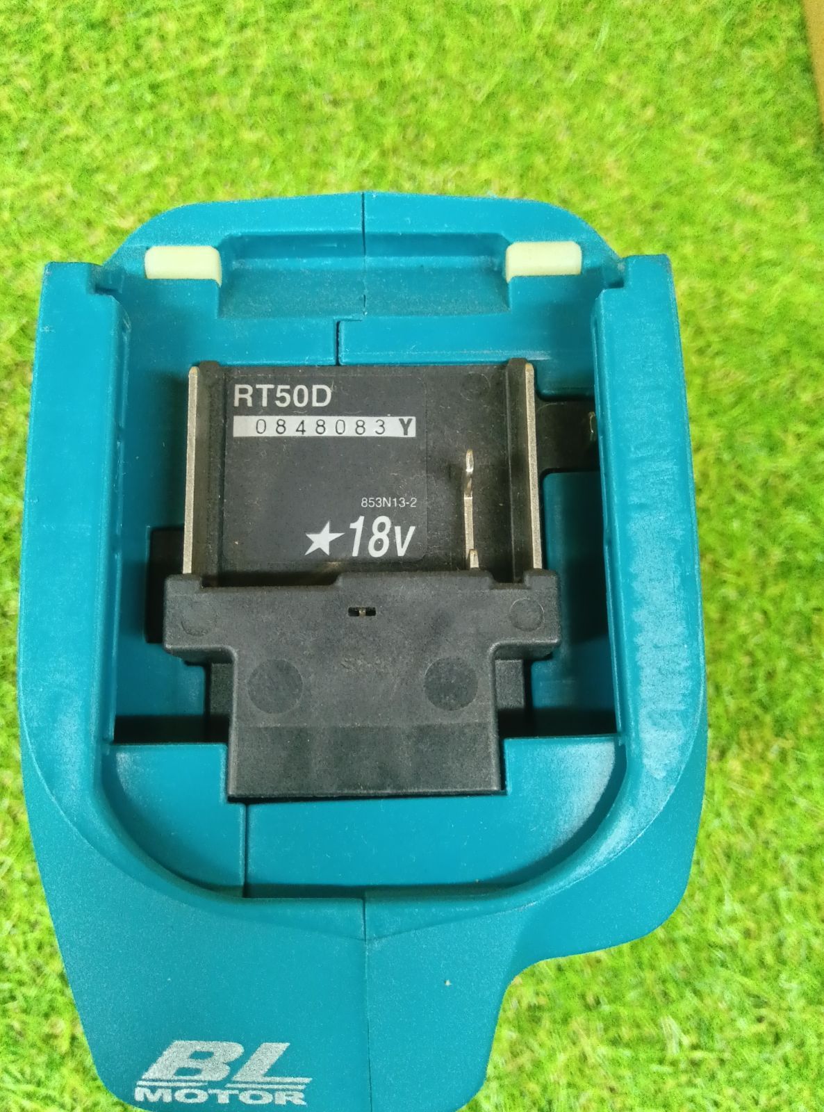 品 マキタ 18V充電式トリマ RT50D