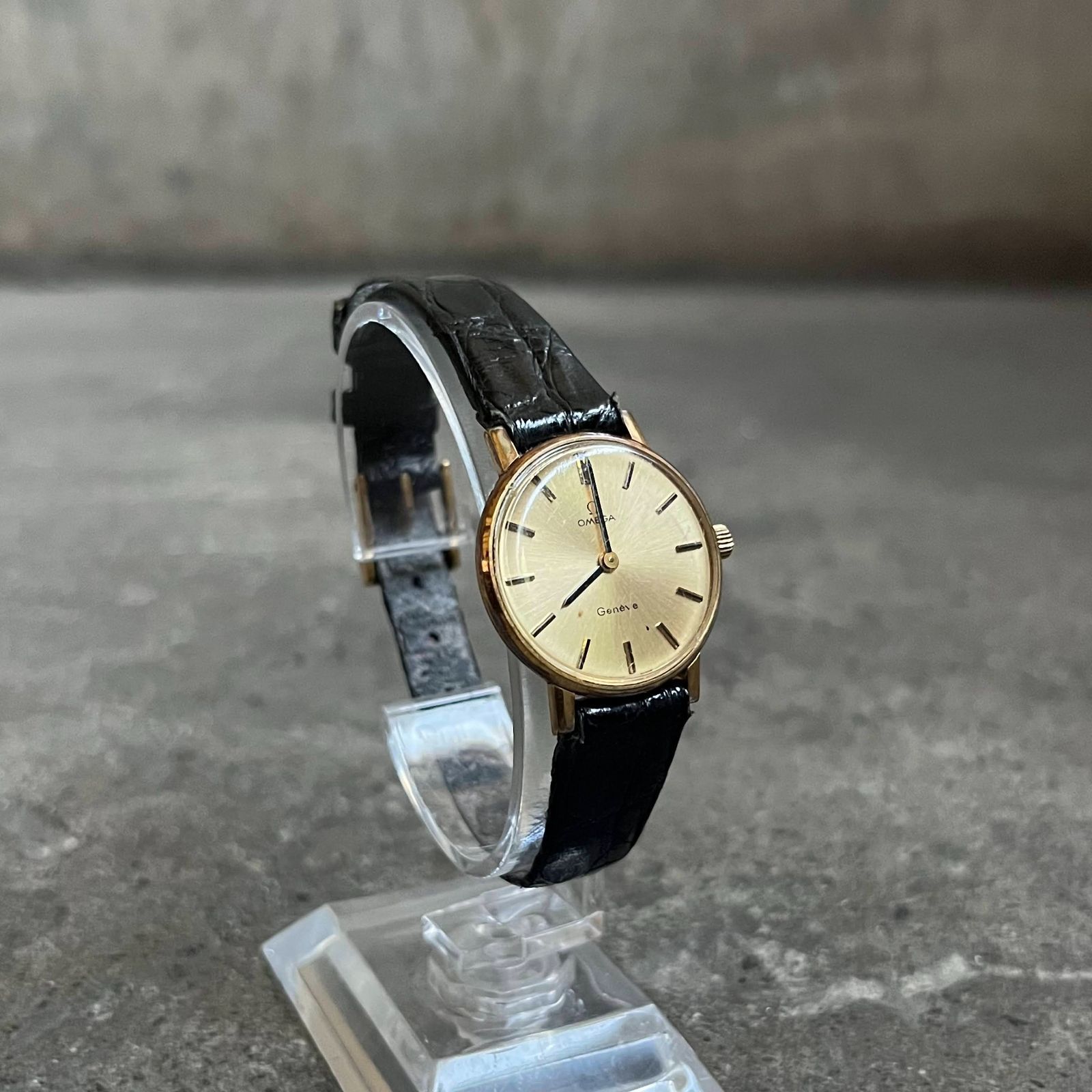 OMEGA Geneve 511.0410 手巻き 腕時計 2針 ゴールド レザーバンド オメガ ジュネーブ GOLD PLATED VINTAGE 稼動品