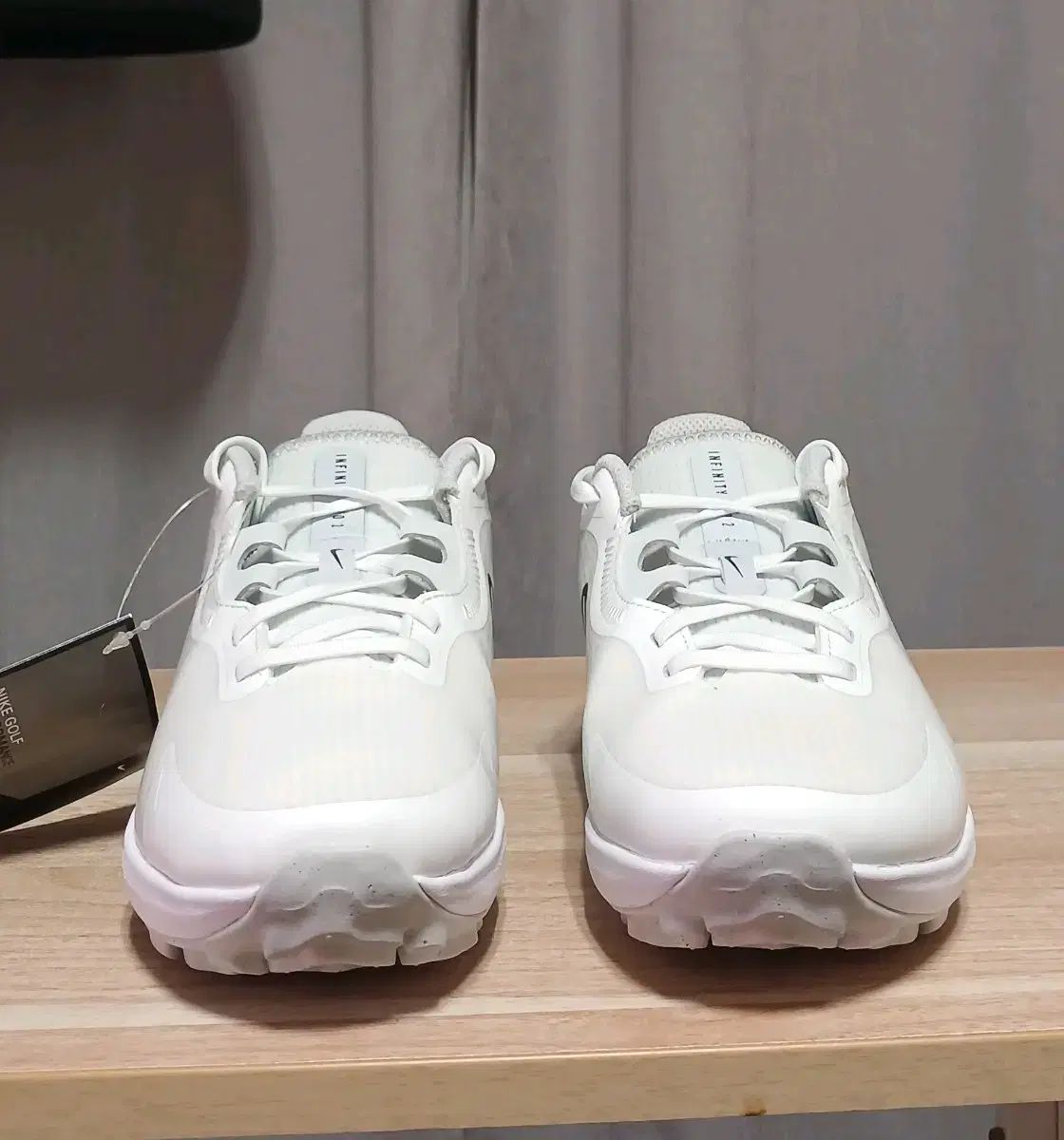 ナイキ インフィニティ