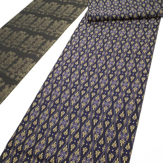 ダークグレー系