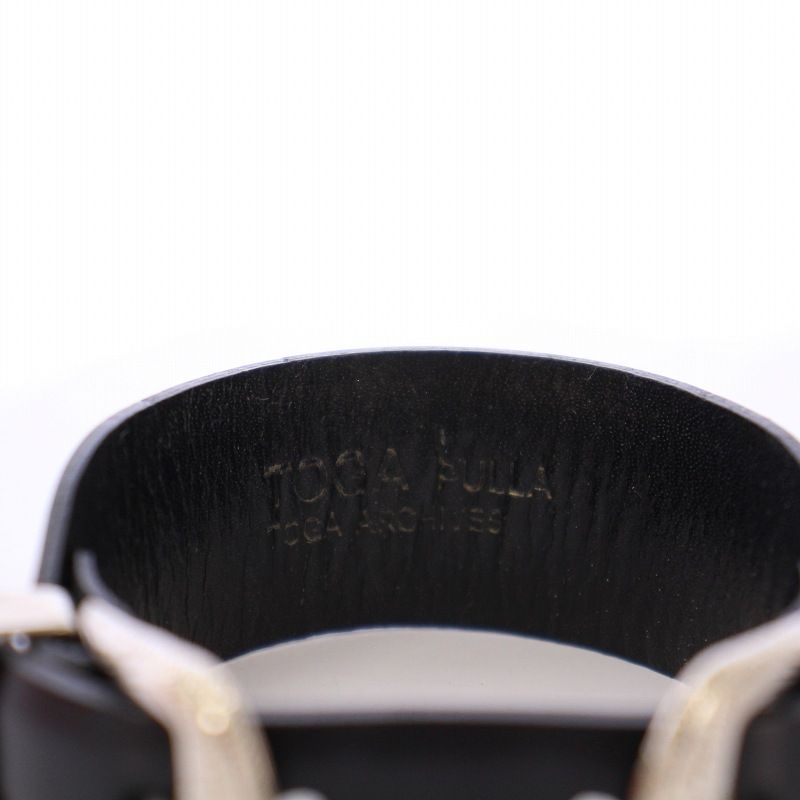 トーガ プルラ TOGA PULLA コンチョレザーバングル メタルパーツ バイ