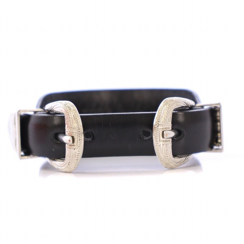 トーガ プルラ TOGA PULLA コンチョレザーバングル メタルパーツ バイ