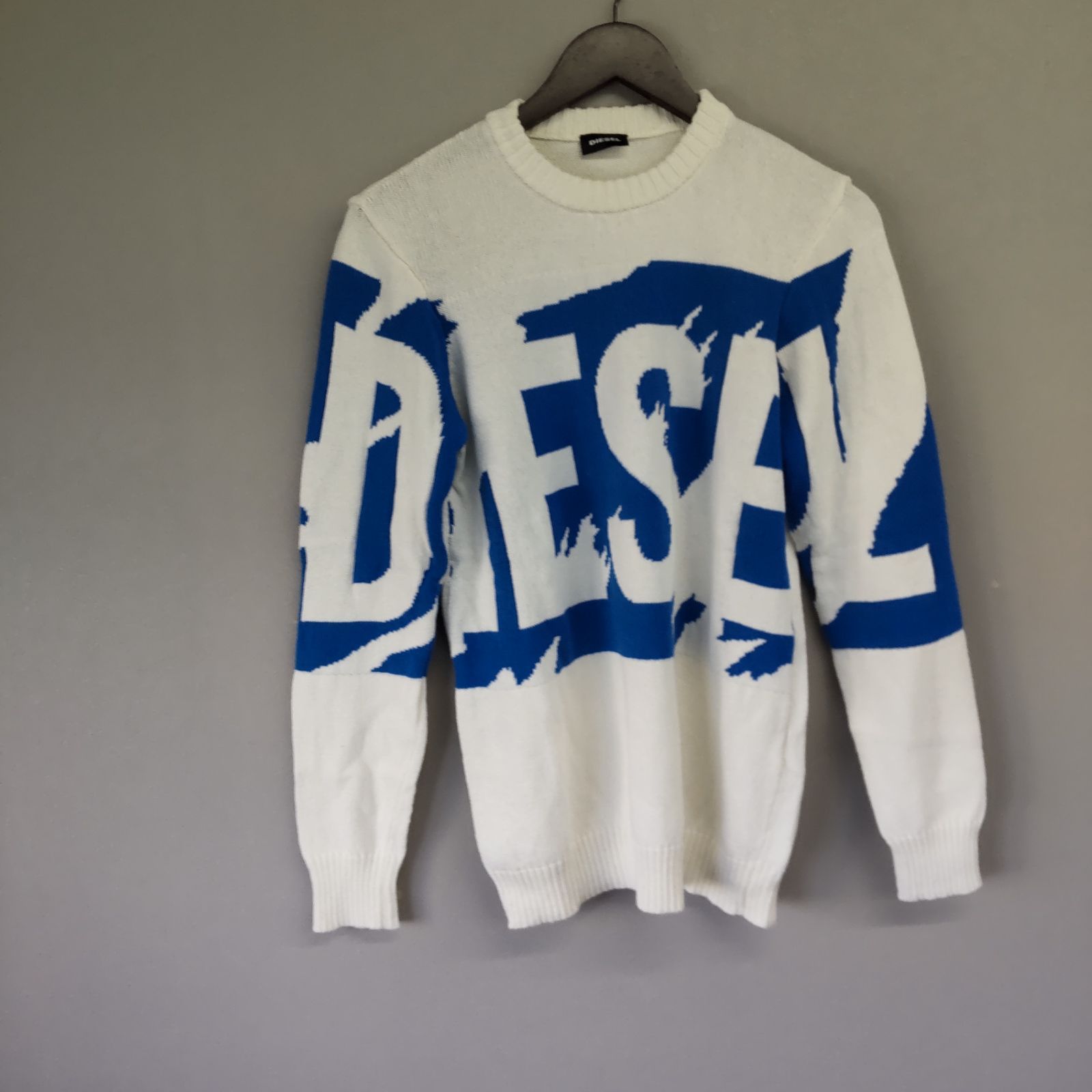 DIESEL ディーゼル メタルプレート ロゴニット 1dr 完売品 ホワイト