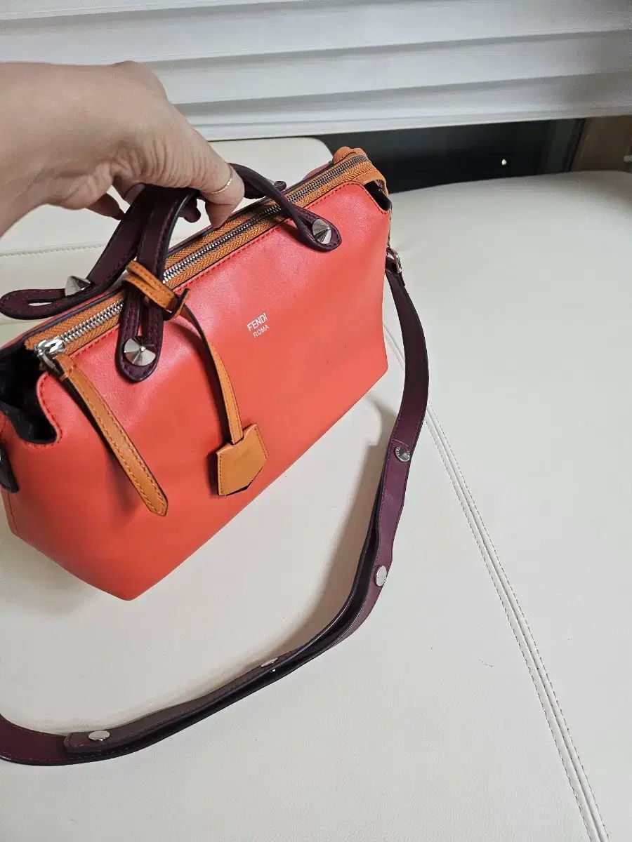 フェンディ オレンジ COLOR バッグ ストラップ