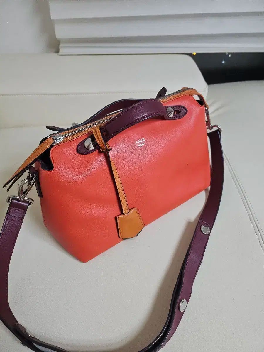 フェンディ オレンジ COLOR バッグ ストラップ