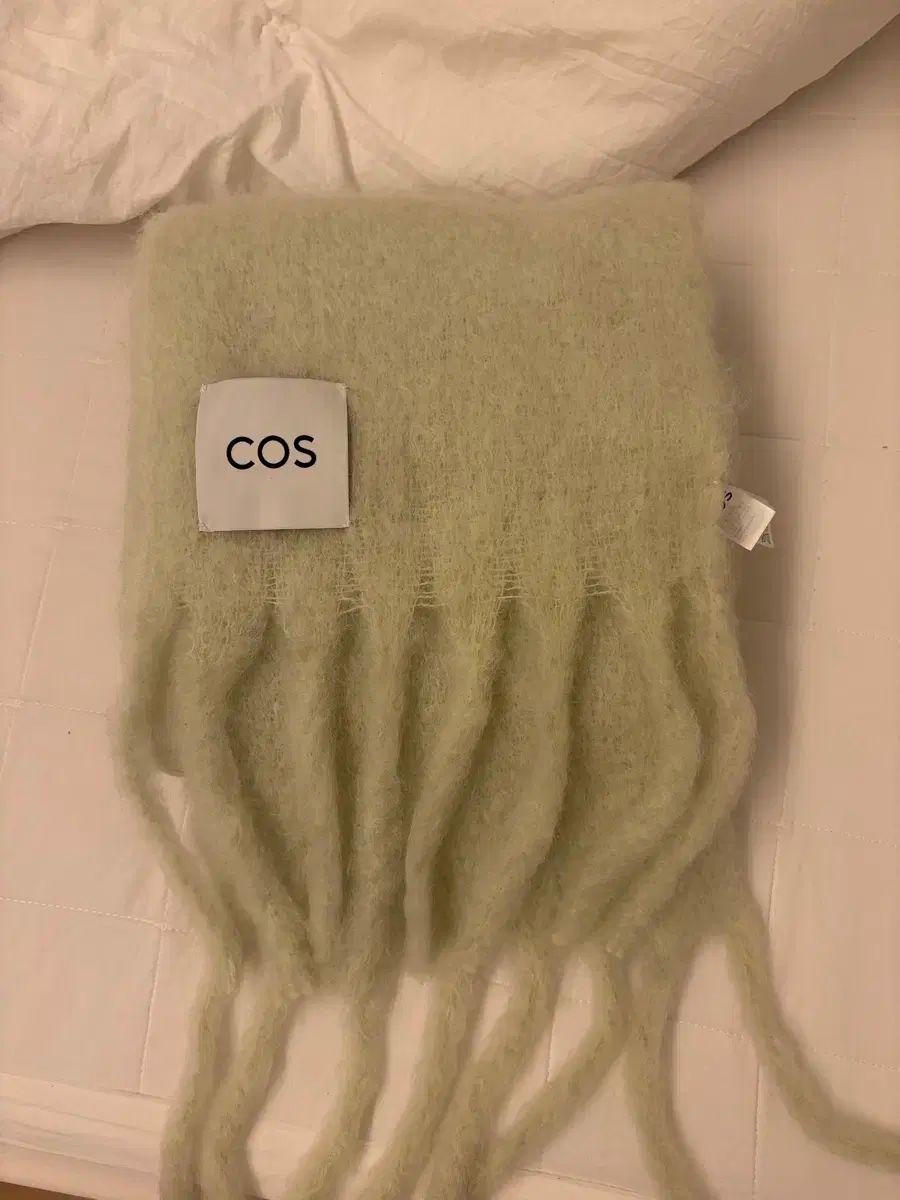COSフリンジブラッシュドモヘアマフラー　ピスタチオ 新品未使用 タグ付き COSフリンジブラッシュドモヘアマフラー ピスタチオ 新品未使用 タグ