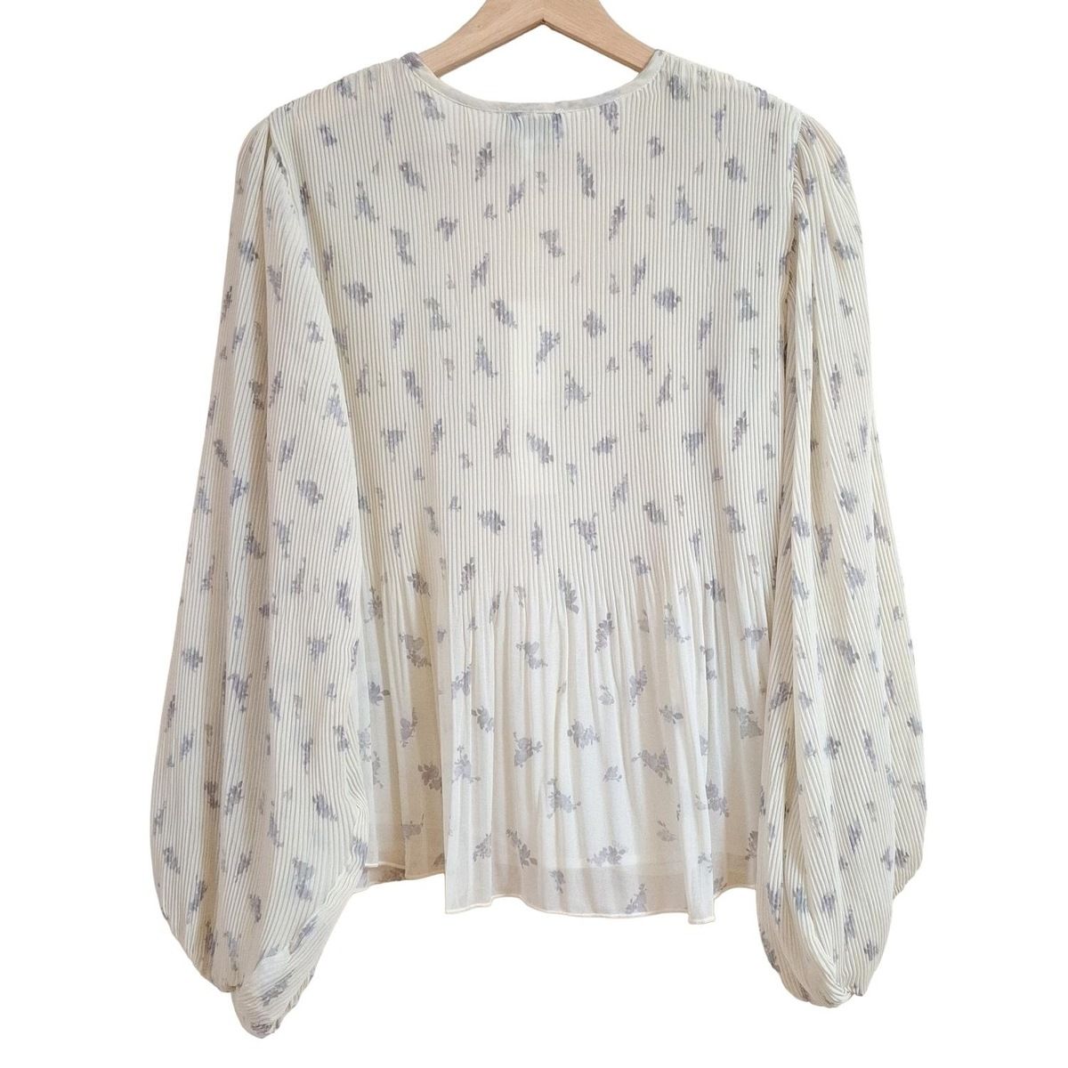 GANNI ガニー 長袖カットソー サイズ38 M レディース - アイボリー×パープル×マルチ Vネック 花柄 プリーツ