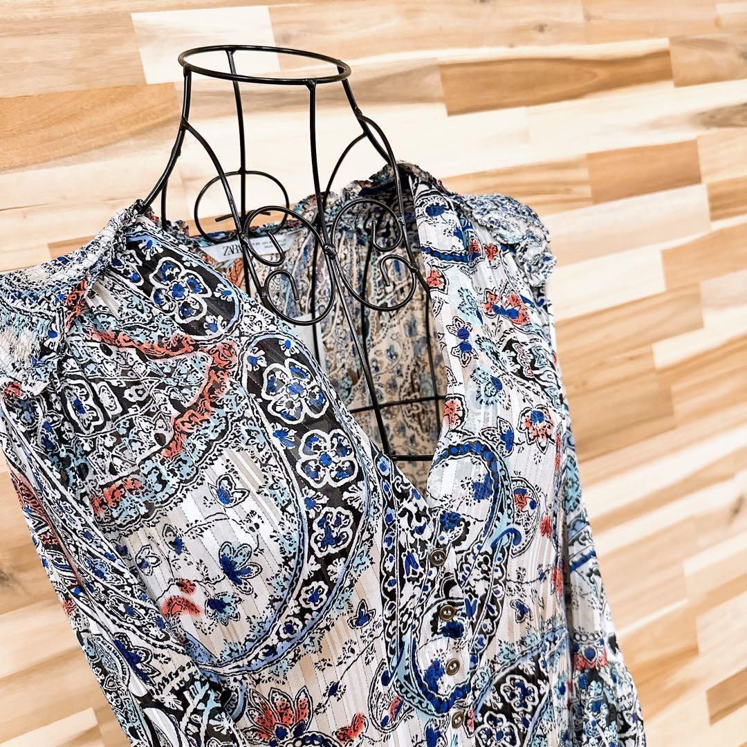 メタル糸 ペイズリー柄