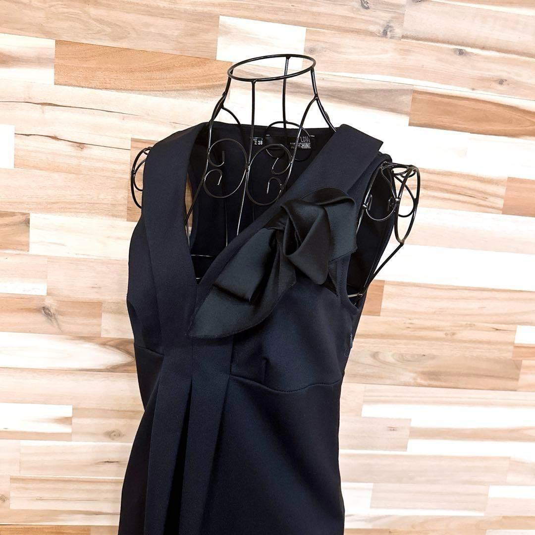 ラブモスキーノ Vネック サイド リボン ノースリーブ ワンピース 黒ブラック