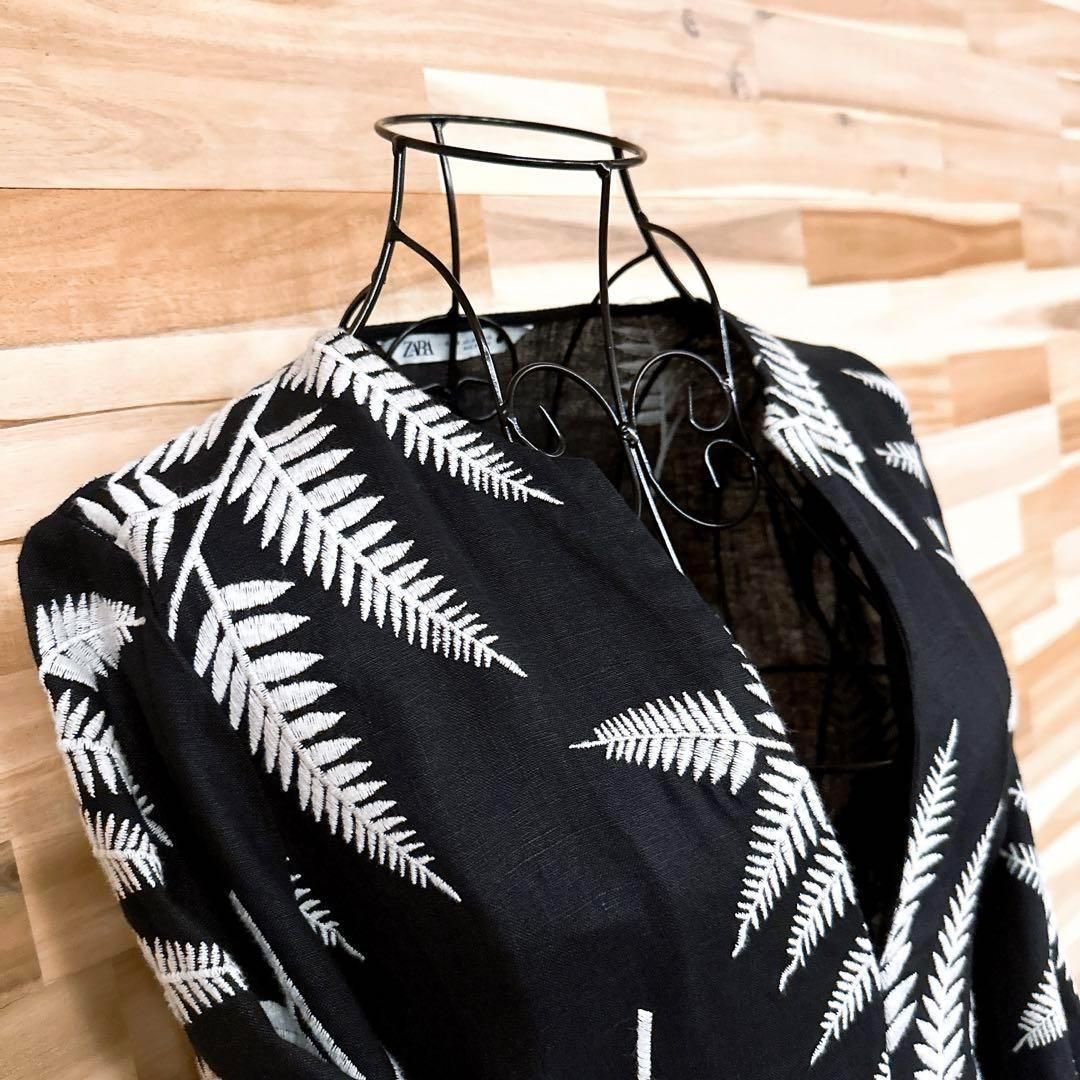 ザラ Vネック ボタニカル刺繍 リーフ葉 ロング ワンピース 長袖 XS黒 白 吸湿性 洗濯機対応