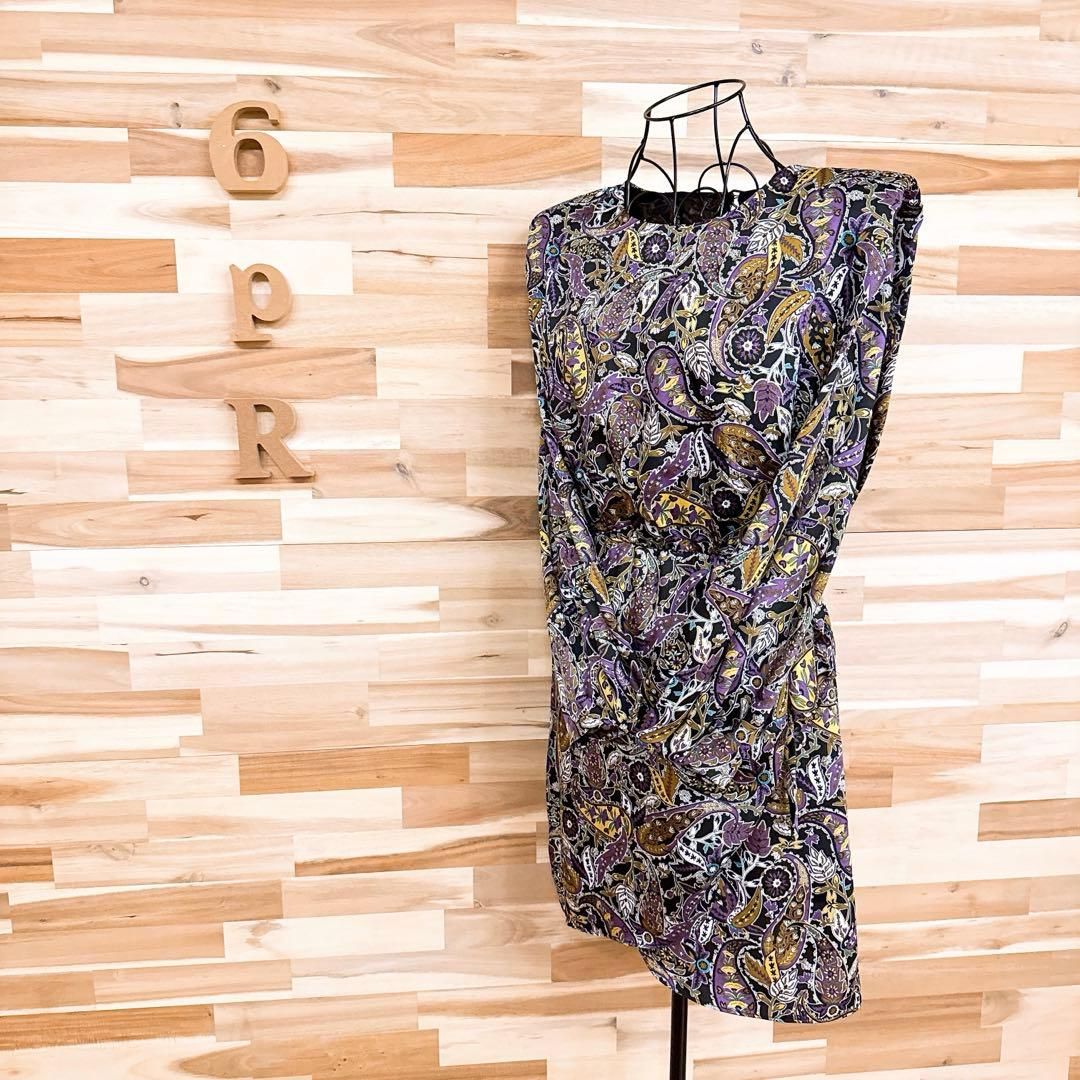 ザラ バック オープン ペイズリー 巻きデザイン ワンピース 総柄 S 紫×黒