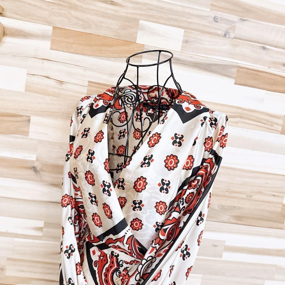 ザラ ロング 巻きワンピース スカーフ柄ペイズリー 総柄 XS アイボリー×赤