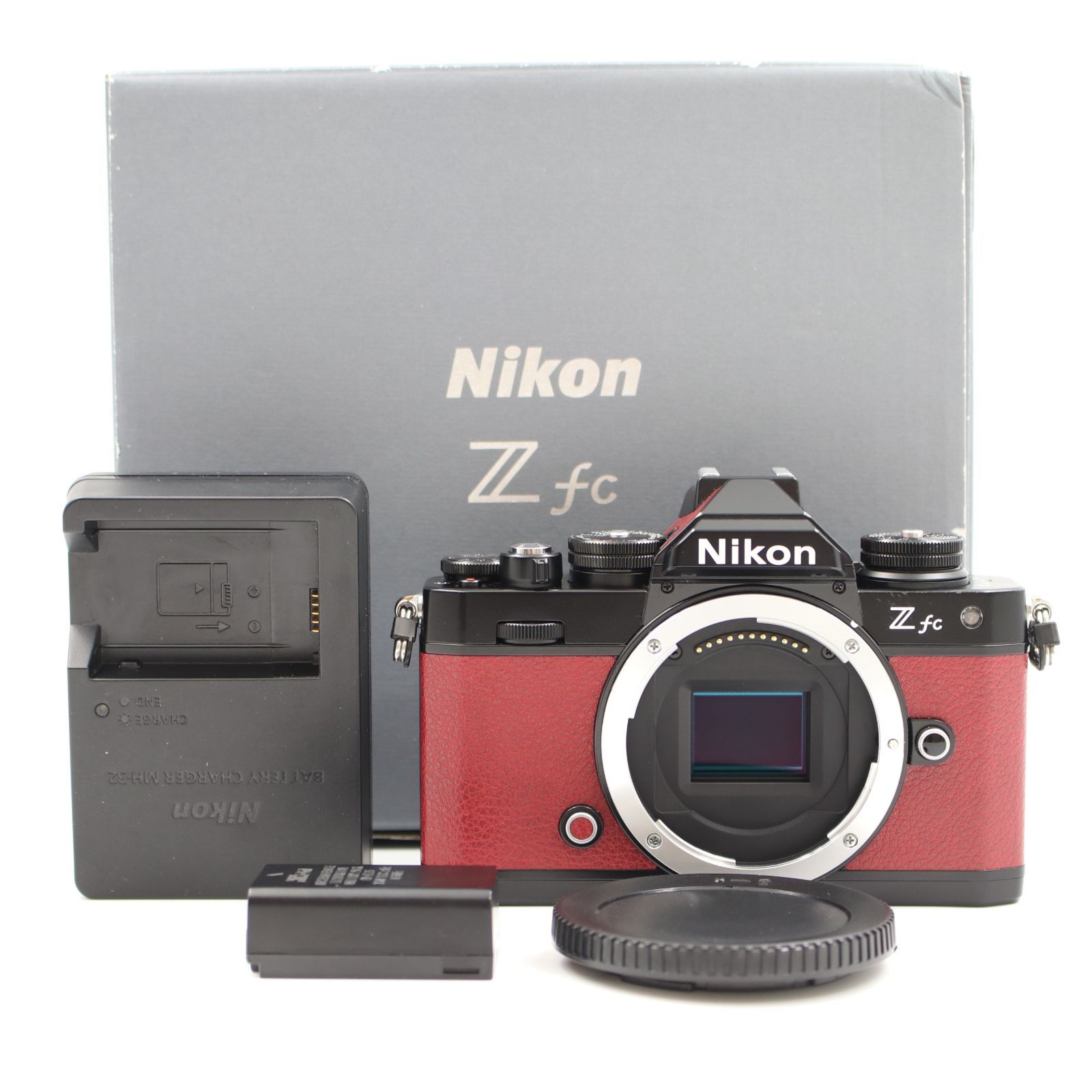 □シャッター数11510枚！極上品□ Nikon Z fc ボディ ブラック