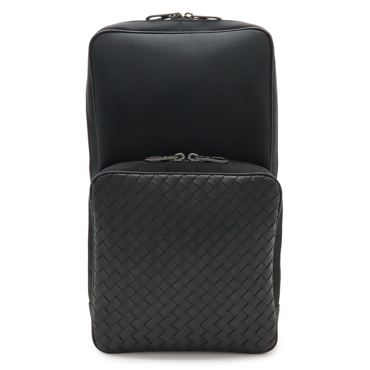 BOTTEGA VENETA ボッテガ ヴェネタ ボッテガベネタ イントレチャート ボディバッグ ショルダーバッグ ナイロンキャンバス レザー ブラック 520117