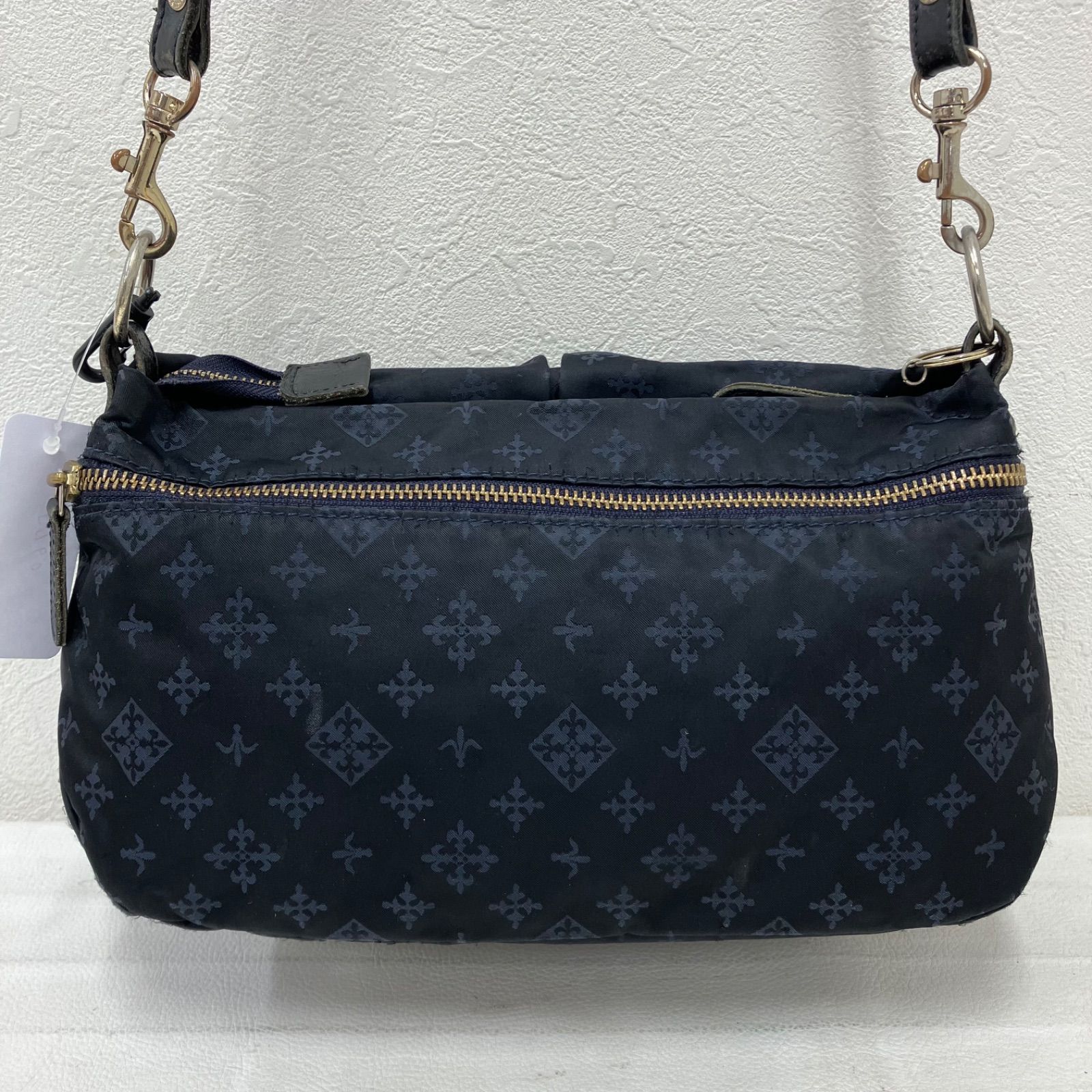 5760 russet ラシット ショルダーバッグ 斜めがけ 紐調節可能 ネイビー