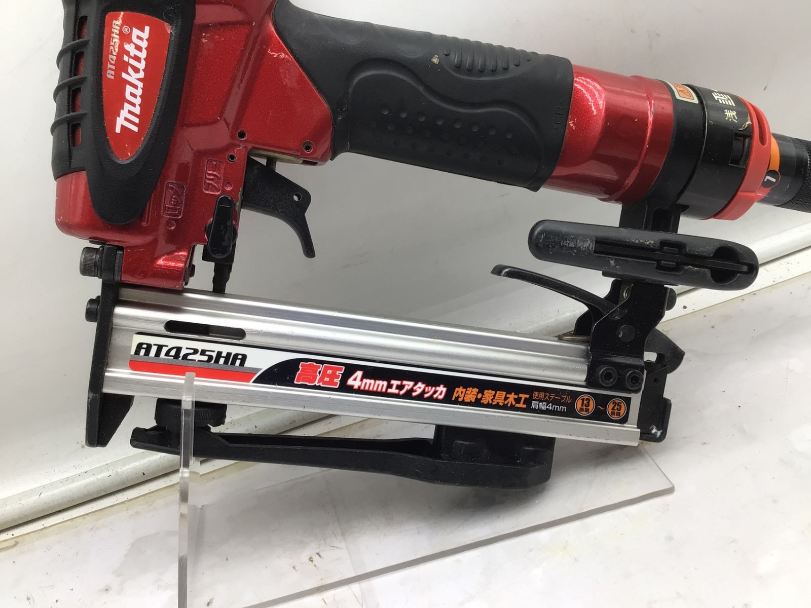  品 Makita マキタ 高圧エアタッカ AT 425 HA エコツー M 02 釘打機 エアーツール