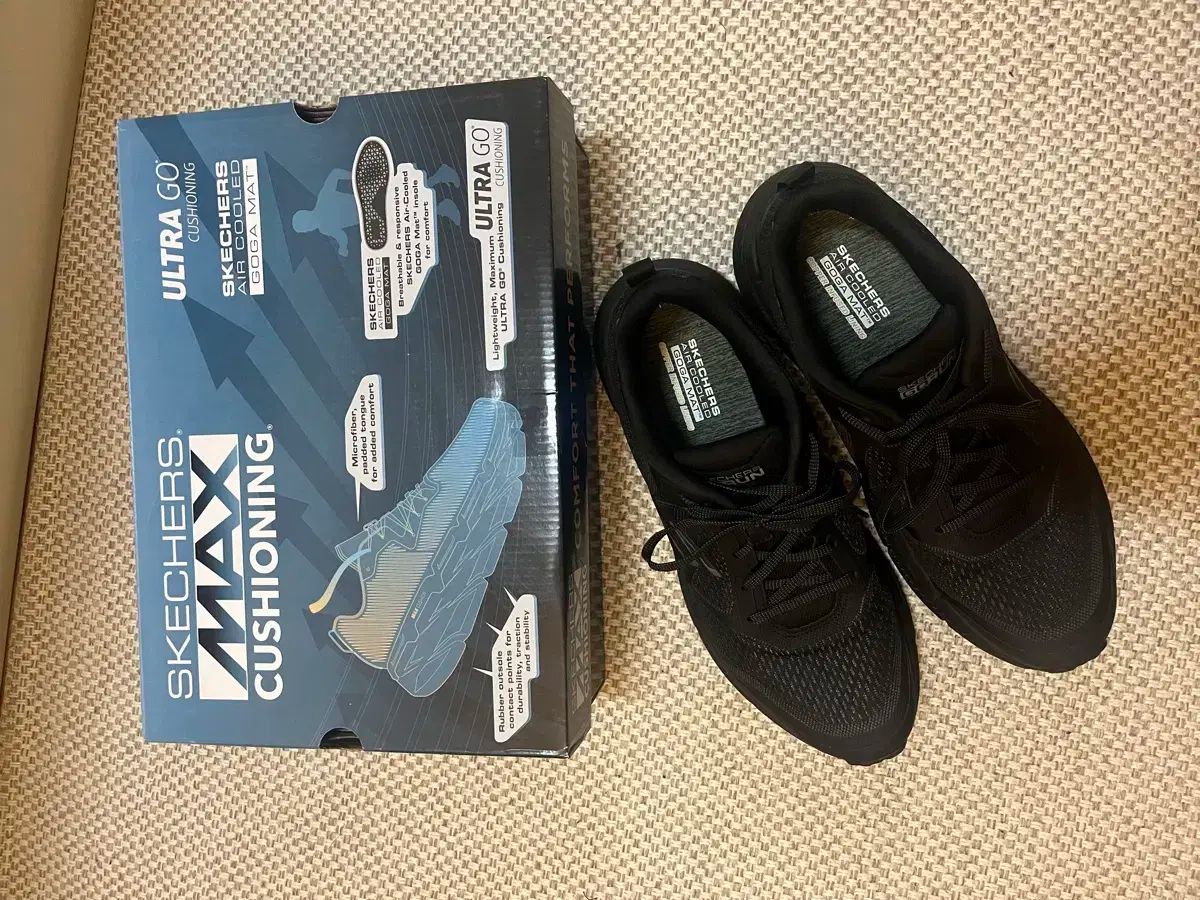 SKECHERS スケッチャーズ マックス クッショニング 2 0 ブラック 290