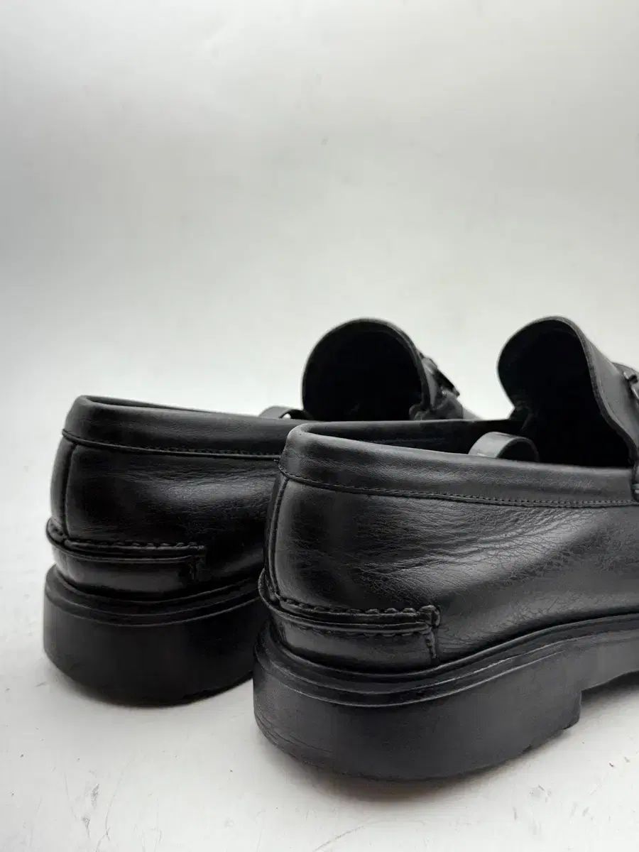 正規品)フェラガモ265 - メルカリ