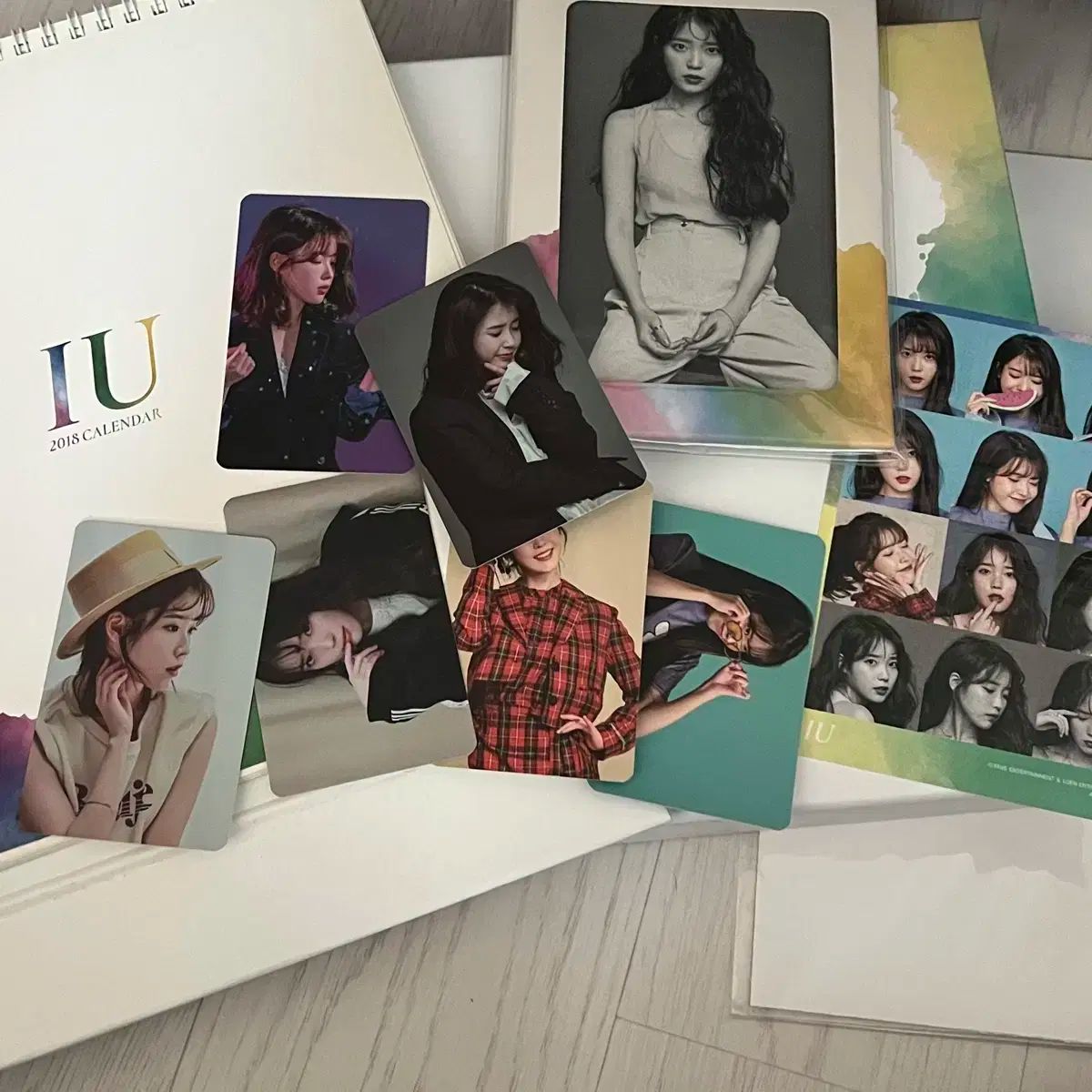 2018 IU シーグリ シーズングリーティング ダイアリー なし フルセット