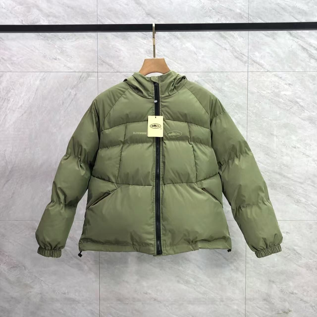 CORTEIZ(コーテイズ) ダウンジャケット グリーン - メルカリ