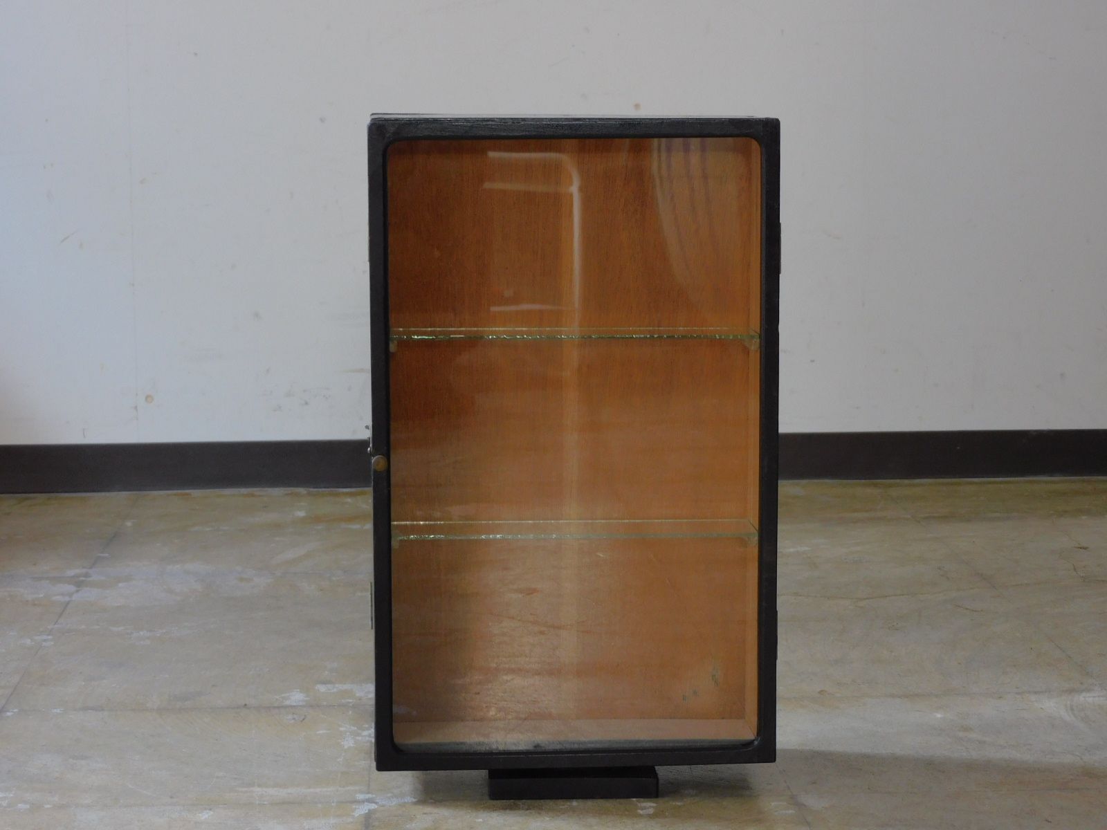 昭和レトロ　木製対面ガラスショーケース　背面開戸 昭和レトロ 木製対面ガラスショーケース 背面開戸 昭和レトロ 木製対面