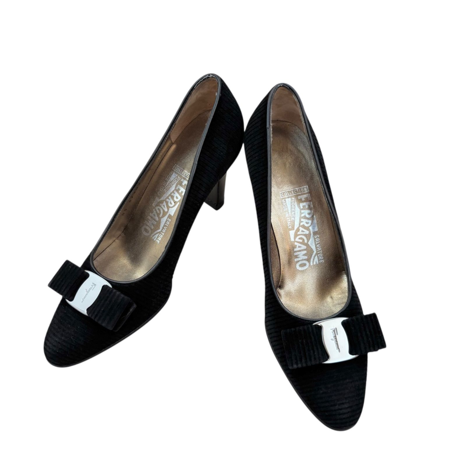 Z1611 【美品】SALVATOSE FERRAGAMO サルヴァトーレフェラガモ ヴァラ