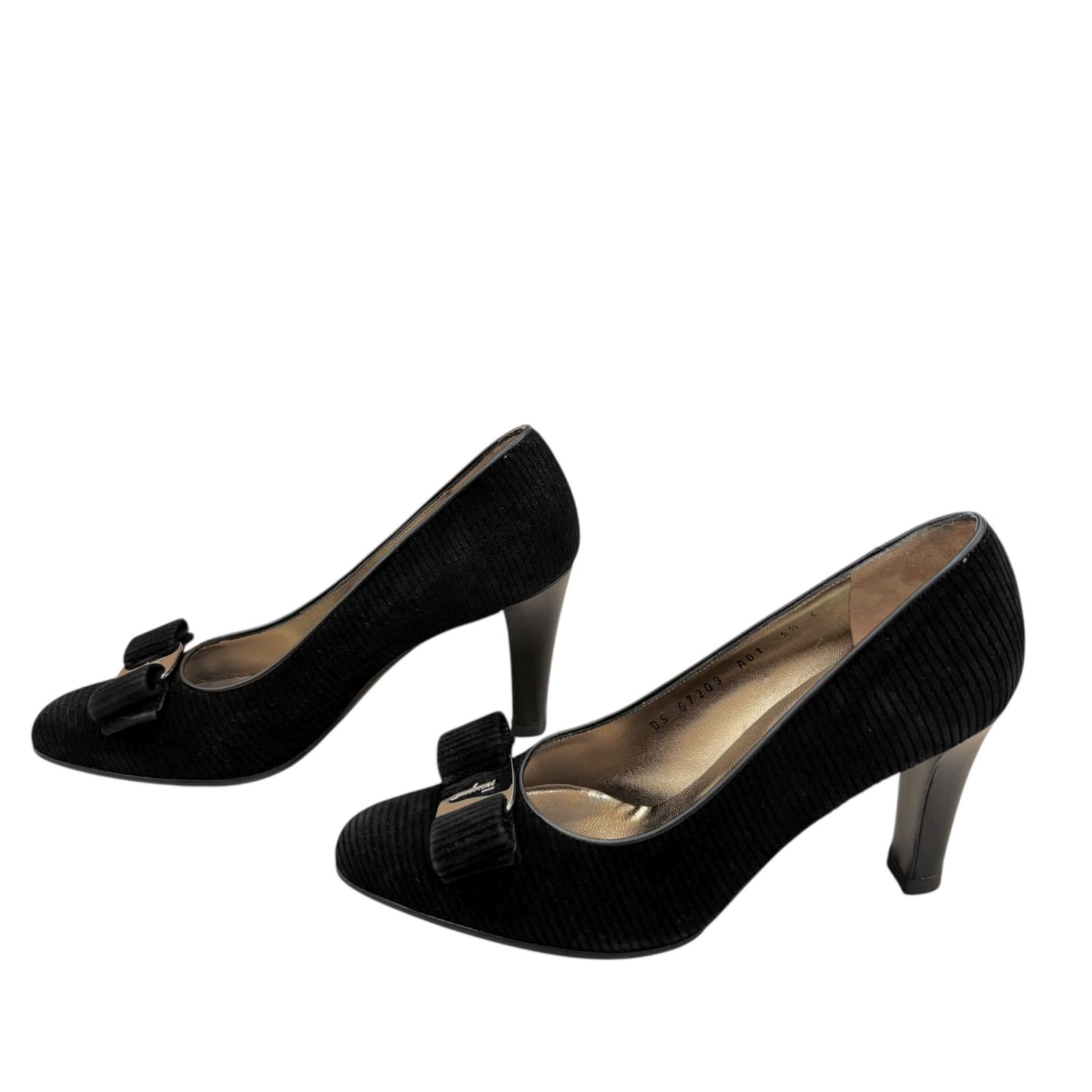 Z1611 【美品】SALVATOSE FERRAGAMO サルヴァトーレフェラガモ ヴァラ