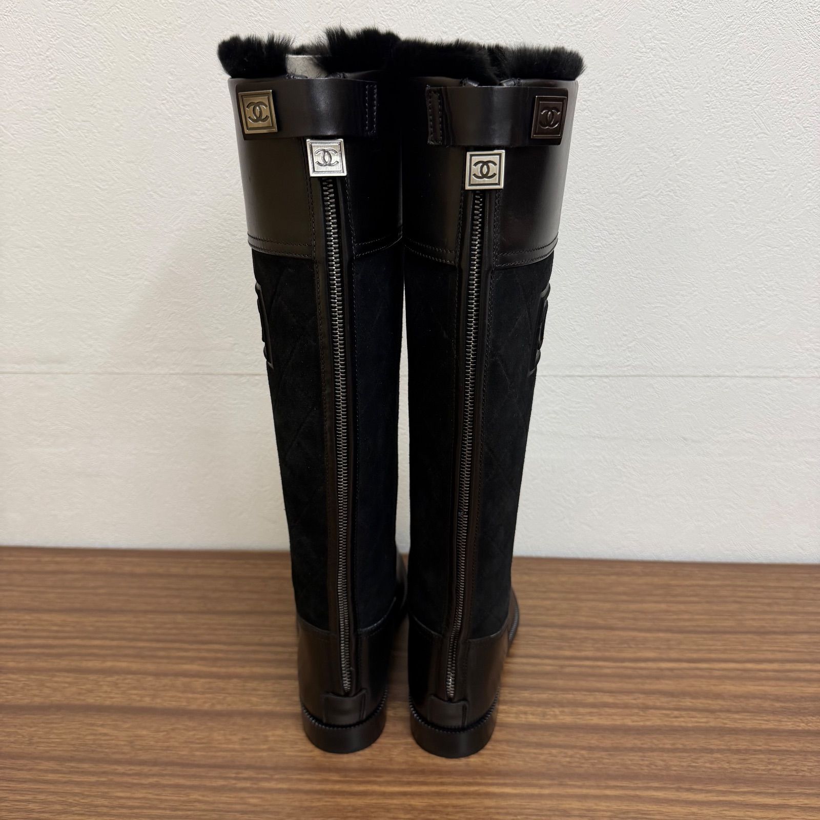 美品 シャネル ココマーク キルティング レザー ブーツ 黒 37 レディース 美品 シャネル ココマーク キルティング レザー ブーツ 黒 37