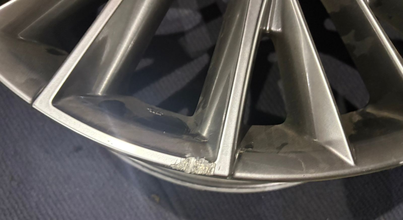 LEXUS NX 20インチ ホイール1本 7 5 J 35 PCD 114 3 ハブ径約60 No 725