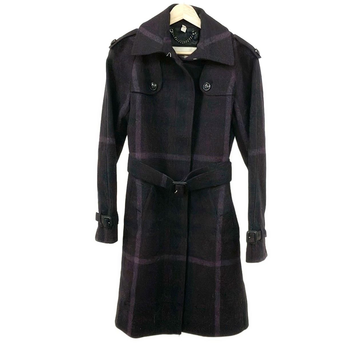 Burberry バーバリーの濃いパープルトレンチコート BURBERRY】新しい