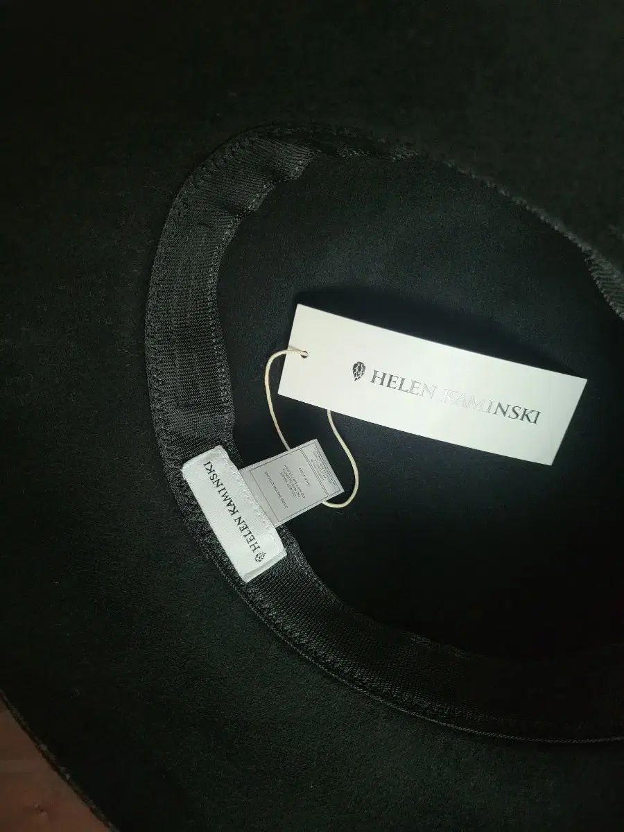Helen Kaminski ヘレンカミンスキー ブラック ウール 帽子