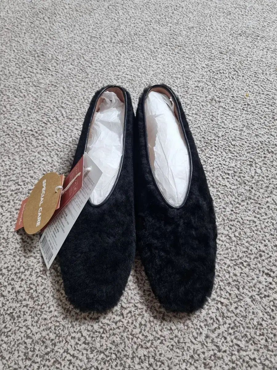 ブルーアーカイブ ブルアカ アーカイブエプク Vプラック ファー ブラック