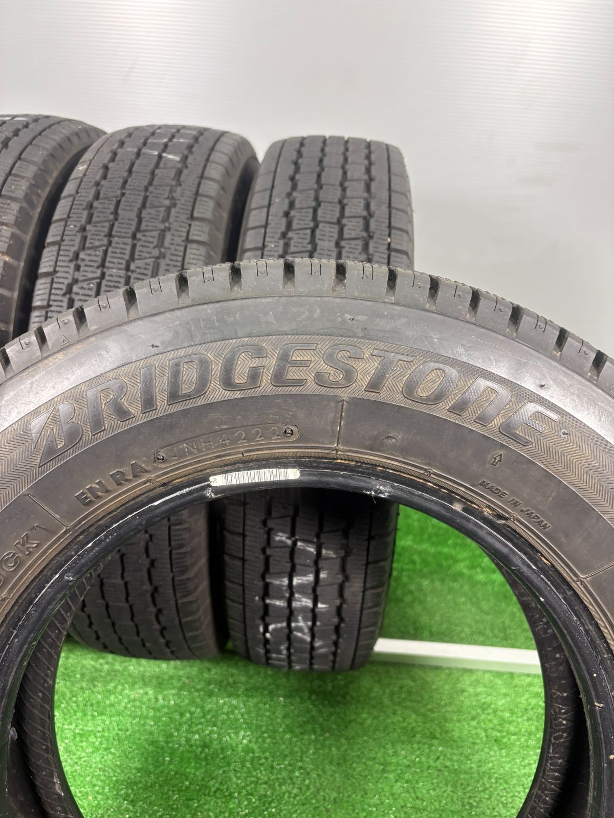  145 80 R 12 LT ブリヂストン W 300 製 4本 冬 タイヤ スタッドレス TA 772 12インチ以下 スタッドレス