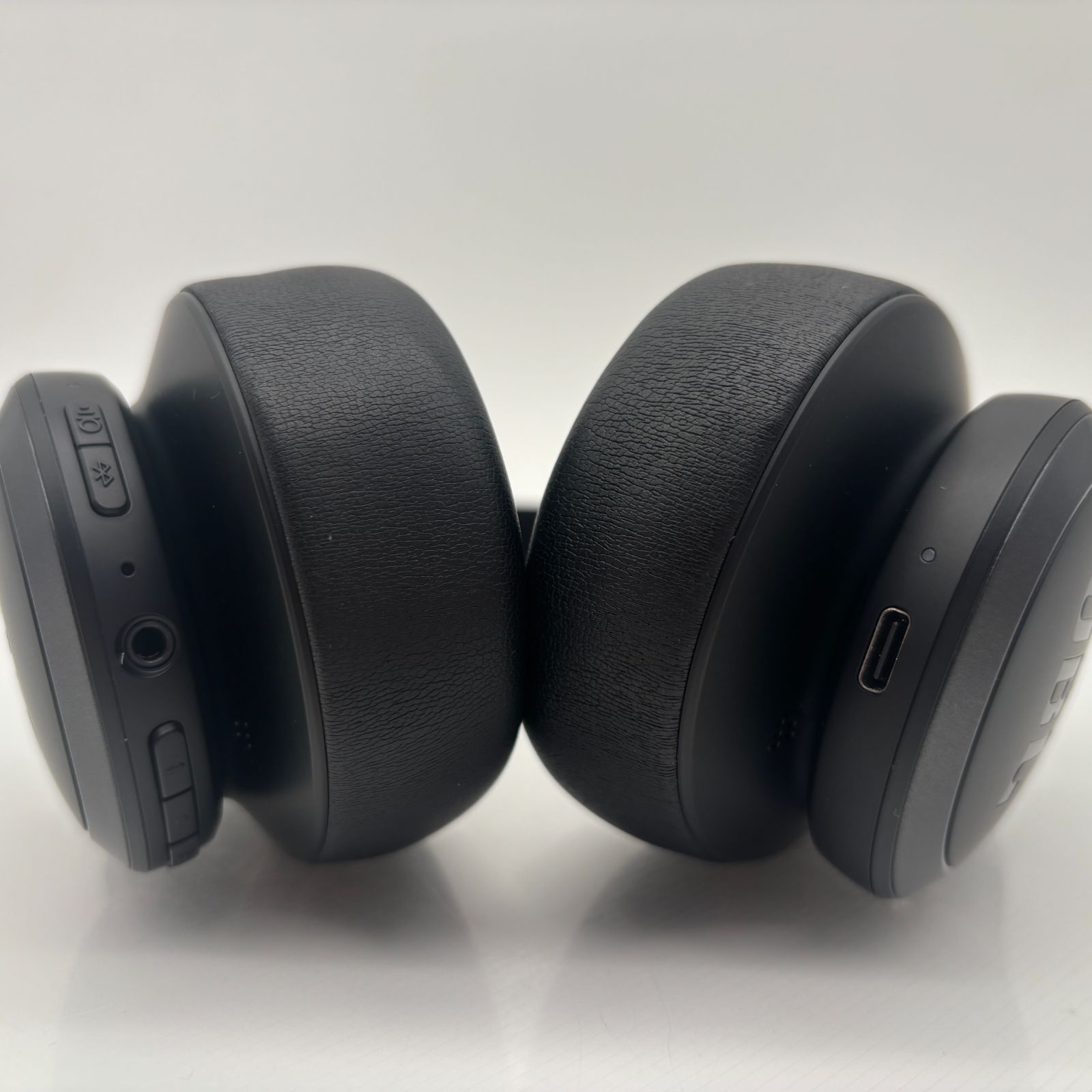 中古・美品】JBL LIVE 770NC ワイヤレスヘッドホン - メルカリ