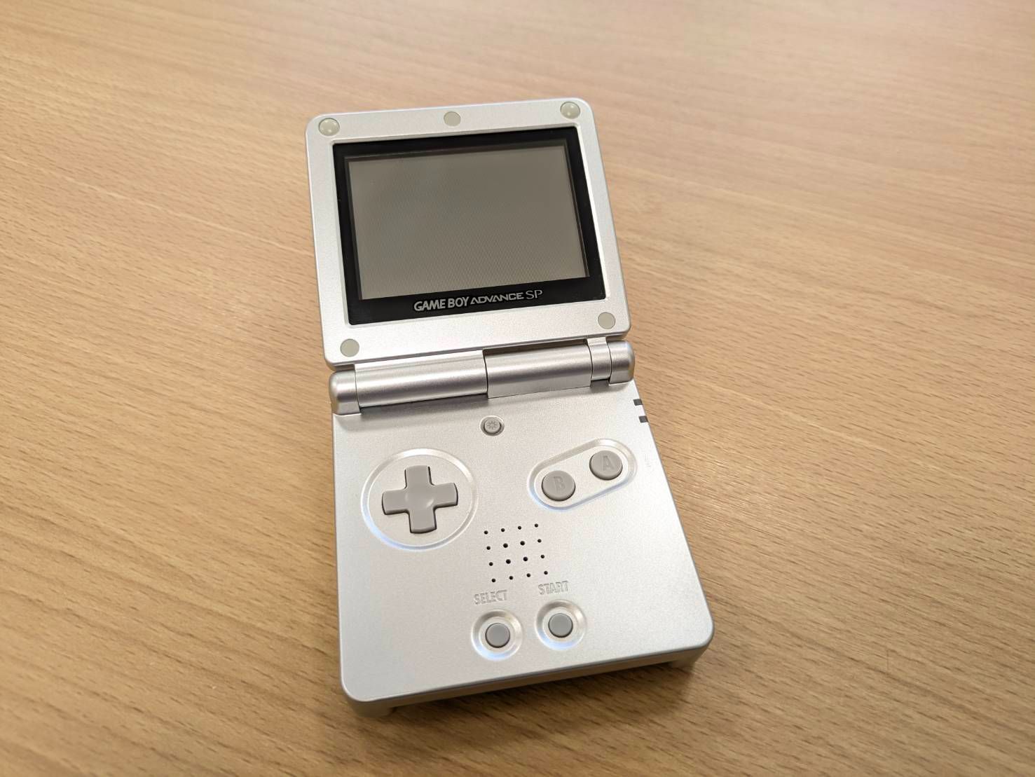 EL6 ゲームボーイアドバンス SP 本体 シルバー 動作未 ジャンク FJ11277