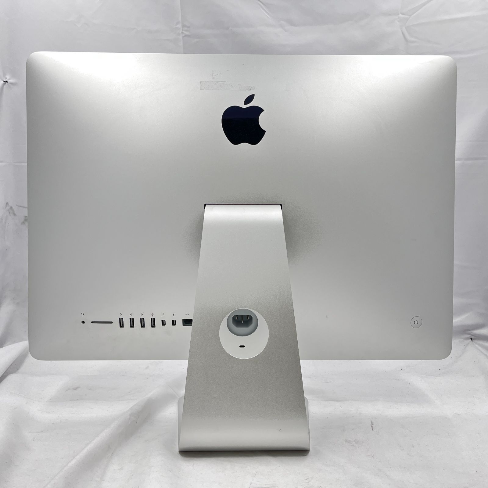 Apple iMac 21.5 8GB 1TB Late2015 初期化済み Apple iMac 21.5 8GB 1TB Late2015 初期化済み iMac 21.5インチ Late