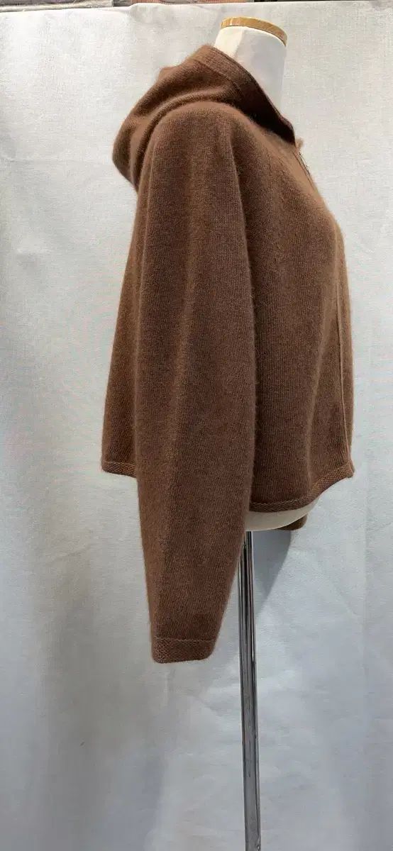 ブラウン ニット フードジップアップ 級 VOICE OF VOICES カシミア