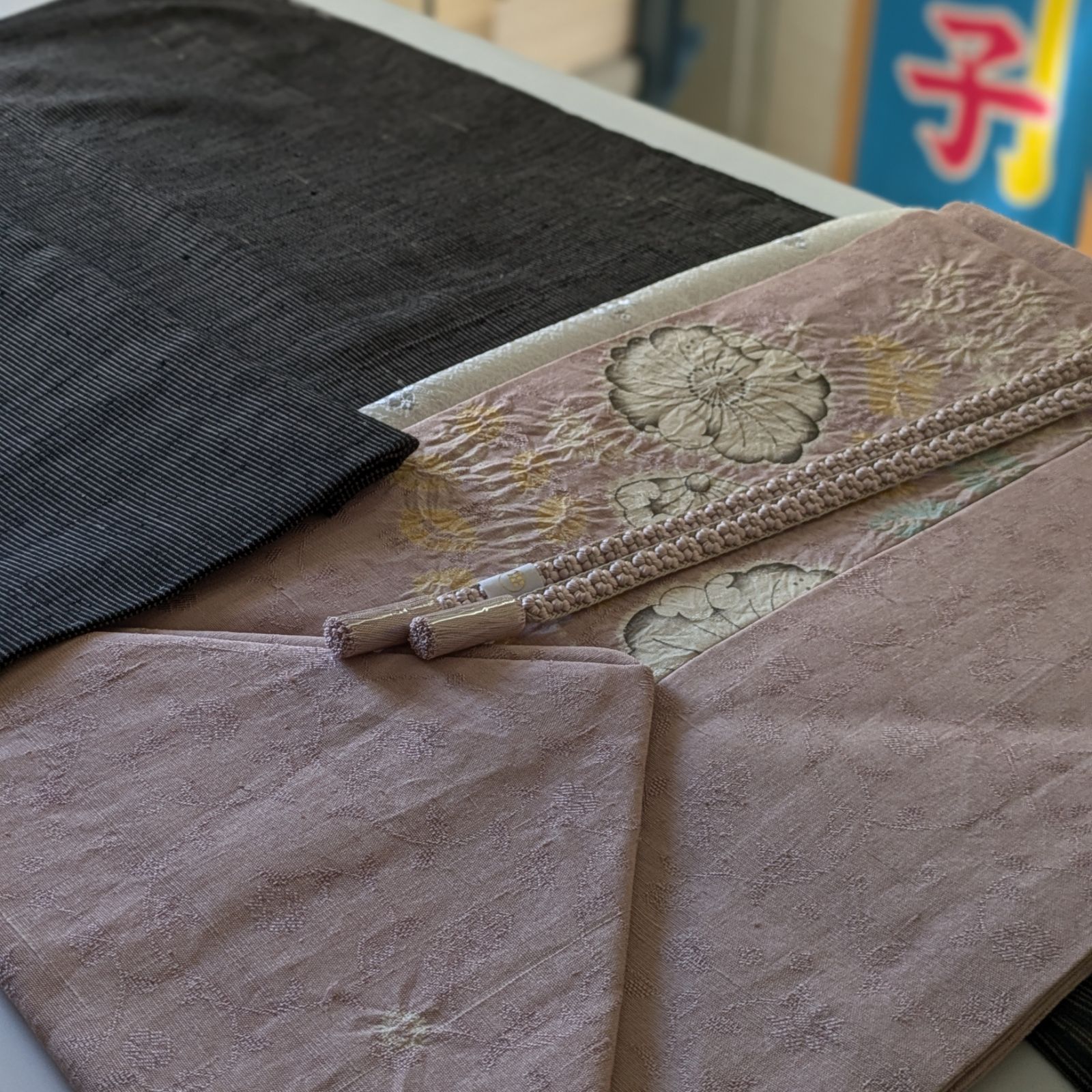  シュトラウス衣正絹桐生市織物いづみ織手織り 紬 着物