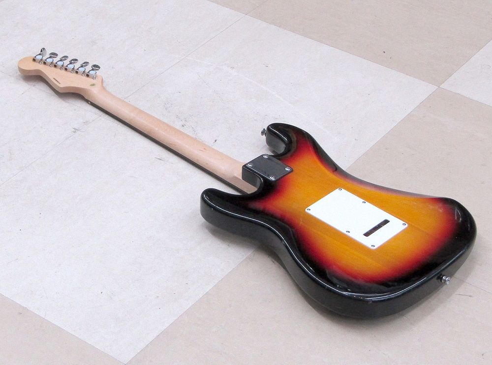 Vanguard ストラトタイプ ギター VST-01 ヴァンガード - メルカリ