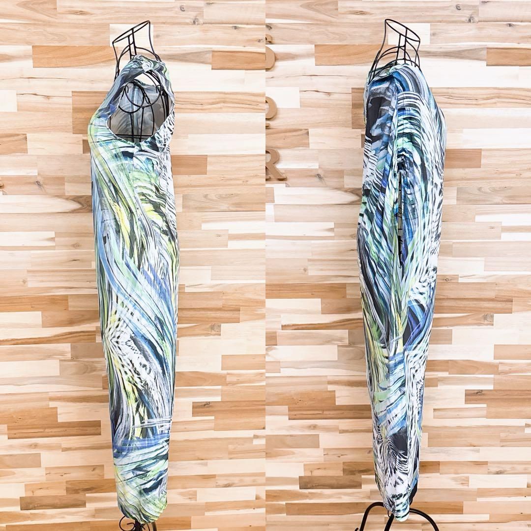 アシンメトリー アート