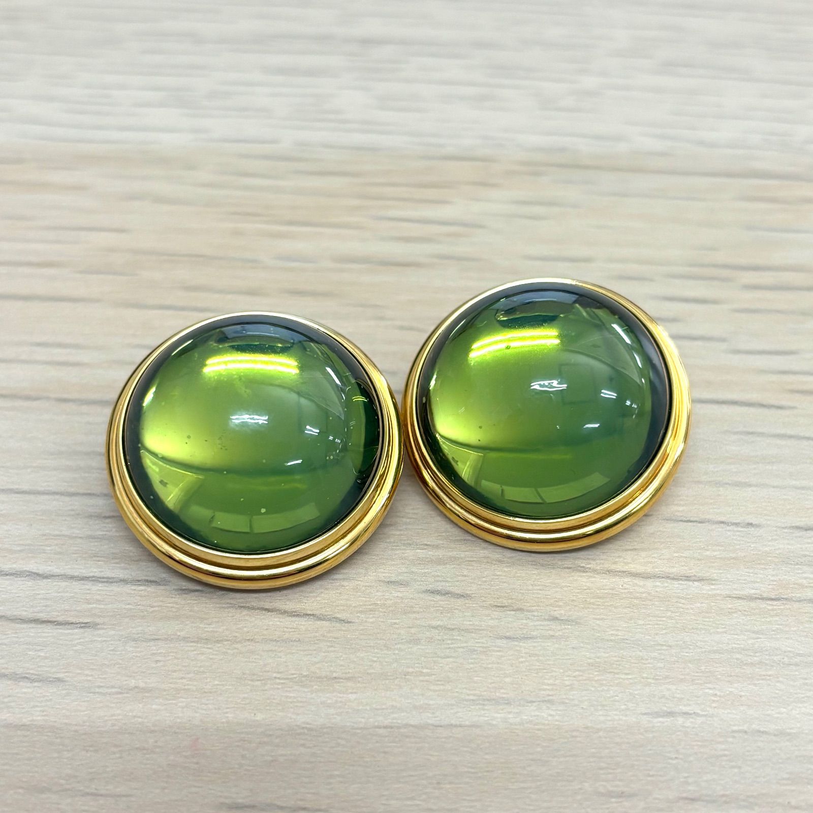  LALIQUE ラリック カボション イヤリング ペリドット クリスタル ゴールドトーン イヤリング アクセサリー