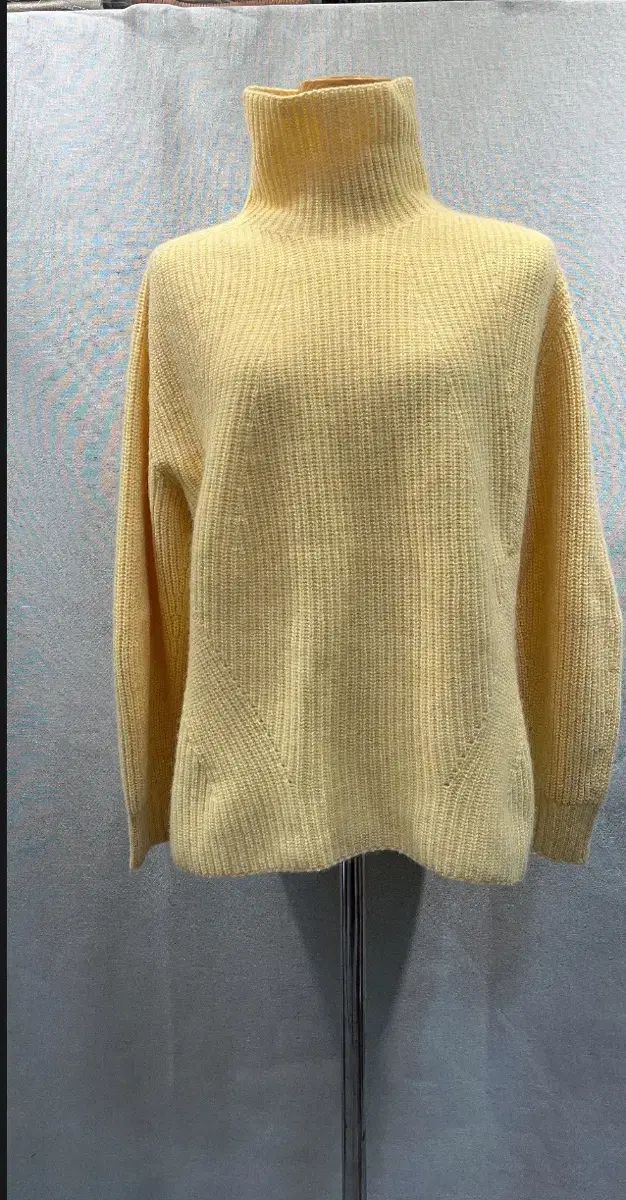 級 2020年 MINE カシミア 黄色 タートルネック ニット 90