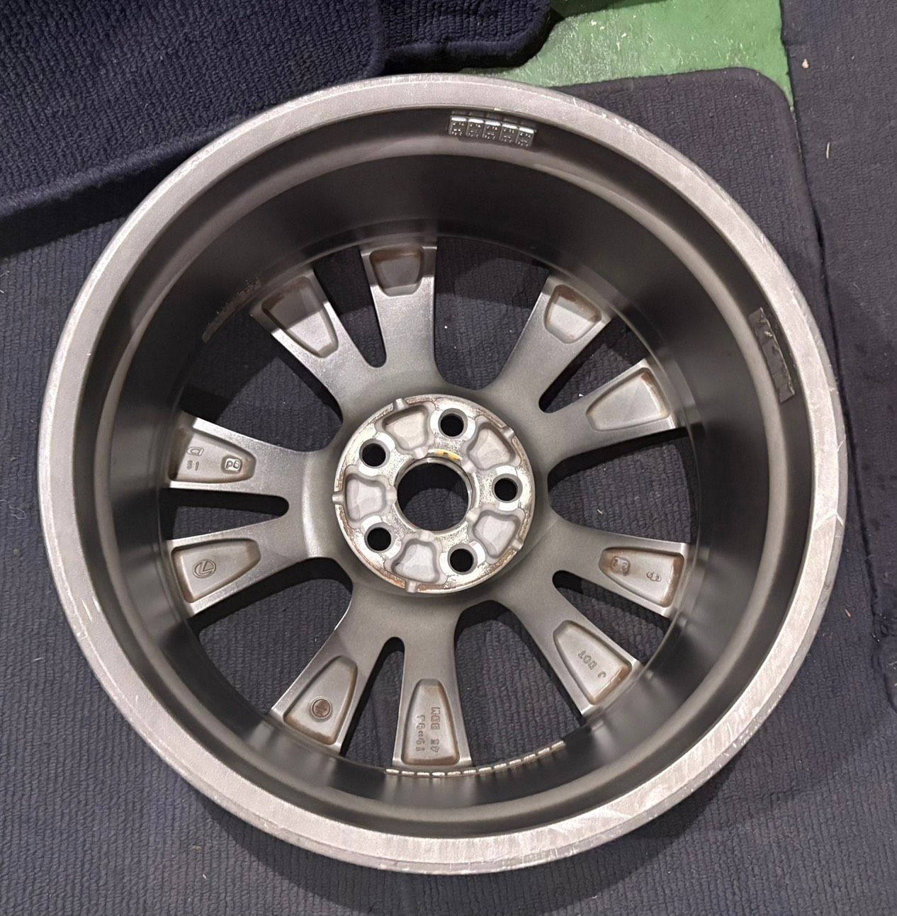  LEXUS ES Fスポーツ 19インチ ホイール1本 8 J 45 PCD 114 3 ハブ径約60 No 737 19インチ ホイール