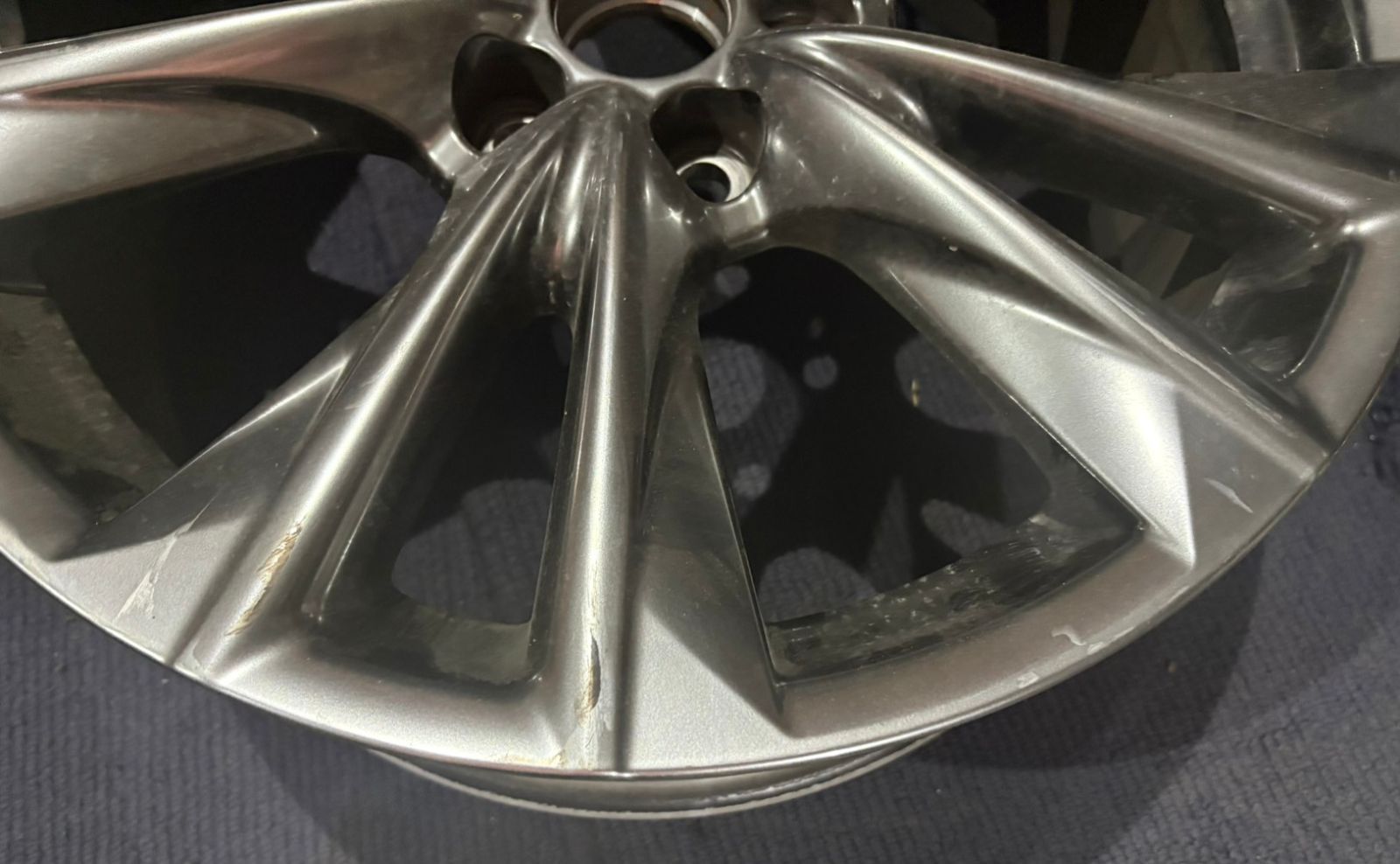 LEXUS ES Fスポーツ 19インチ ホイール1本 8 J 45 PCD 114 3 ハブ径約60 No 738