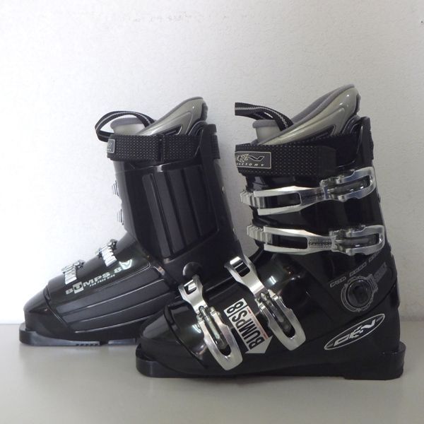 【美品】GENFACTORY BUMPS8 バンプス8 スキー ブーツ グレー BUMPS 8 | 厳 GENFACTORY | FREESTYLE SKIBOOTS