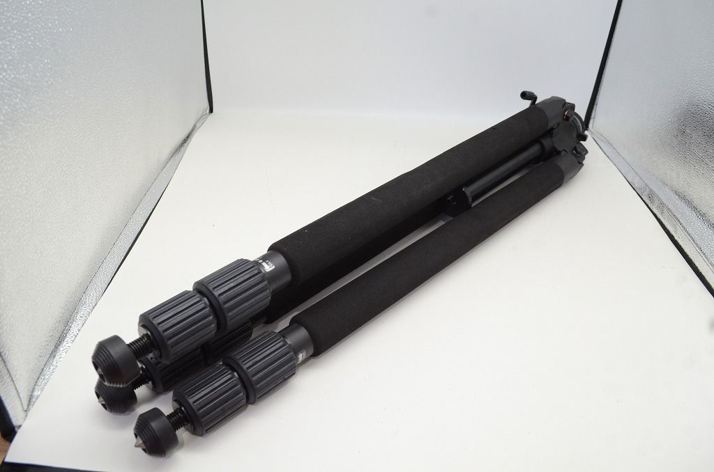 Velbon Neo Carmagne 830 カーボン三脚 251113j